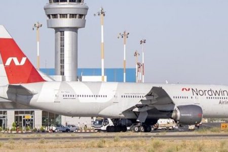 هواپیمای ۷۷۷ روسیه در فرودگاه تبریز به زمین نشست