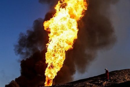 آتش سوزی در میدان نفتی شادگان