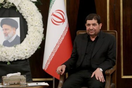 دستیار ویژه محمد مخبر: مخبر در مورد دولت چهاردهم جلسه‌ای نداشته است