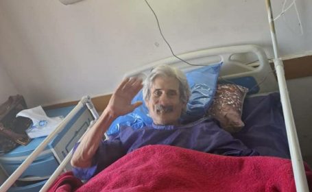 استاد نورالله مومن نژاد نوازنده پیشکسوت مسجدسلیمانی مورد عمل جراحی قرار گرفت