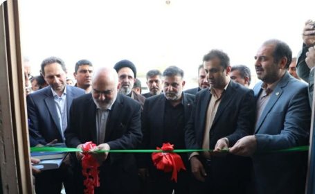 کانون شکوفایی خلاقیت و نوآوری مسجدسلیمان با حضور استاندار خوزستان و جمعی از مسئولان افتتاح شد.