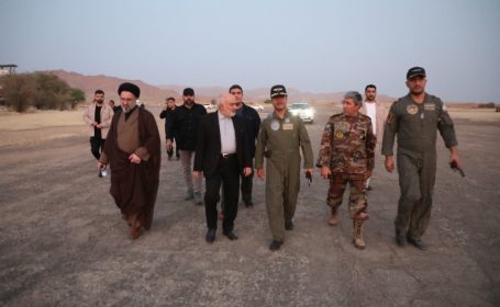 بازدید استاندار خوزستان از فرودگاه مسجدسلیمان