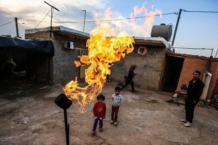 نفت سفید چطور جاذبه گردشگری یک روستا در ایران شد؟ | روستای مدرنی که حالا متروکه است