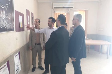 نمایشگاه نقاشی کودک در شهرستان لالی افتتاح شد