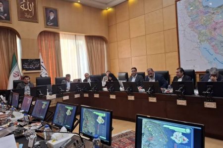 خوزستانِ نفت‌خیز، مدارسِ کانکسی و تخریبی دارد/ فاصله شاخص‌های آموزشی خوزستان با میانگین کشور نگران‌کننده است/ مسئولیت اجتماعی شرکت‌های نفتی در قبال آموزش خوزستان باید واقعی شود