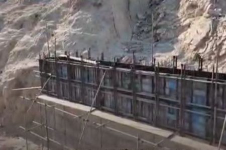 سوالات و ابهامات در خصوص سرنوشت پروژه‌های نیمه‌کاره، به‌ویژه پل مالکریم و شیوه‌ی جدید مدیریت پروژه توسط شهرداری مسجدسلیمان 