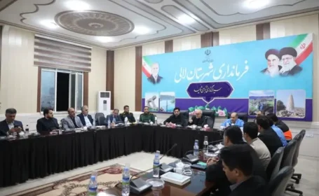 خبرهای طوفانی پنجشنبه ازلالی ،برگزاری نشست ستاد مدیریت بحران استان به ریاست استاندار خوزستان در لالی خبرهای طوفانی پنجشنبه ازلالی ،برگزاری نشست ستاد مدیریت بحران استان به ریاست استاندار خوزستان در لالی