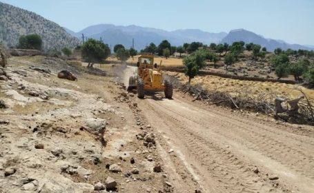 بازگشایی مسیر عشایری ۲۱ کیلومتری در مسجدسلیمان