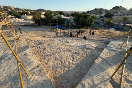 کاوش‌های محوطه «کلگه زرین» در قلب شهر مسجدسلیمان تا پایان تیر ادامه دارد