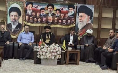 به مناسبت سالروز اقامه نخستین نماز جمعه پس از انقلاب اسلامی؛ دیدار کارکنان بهزیستی مسجد سلیمان با امام جمعه شهرستان