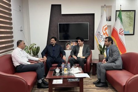 برگزاری نشست مشترک فرمانداران لالی و اندیکا با مدیر کل بنیاد مسکن خوزستان