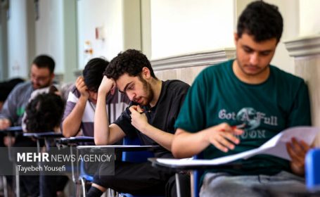 آتشزدن پایه توسط افراد ناشناس عامل قطع برق دریکی از محلهای کنکوراهواز آتشزدن پایه توسط افراد ناشناس عامل قطع برق دریکی از محلهای کنکوراهواز